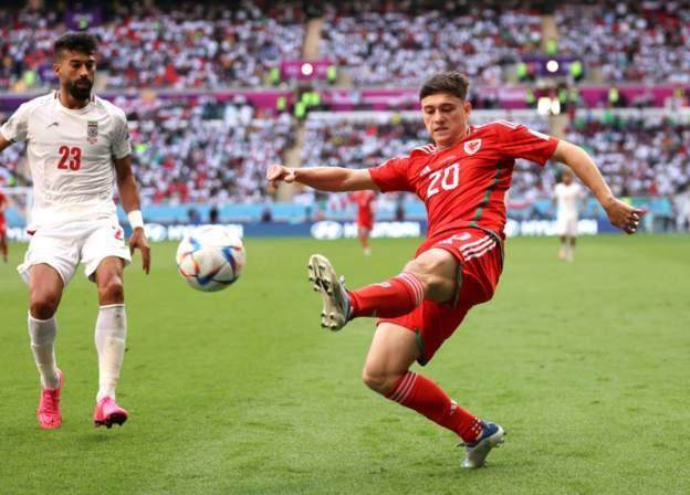 星空投注-【世界杯】首张红牌+首个远射，伊朗读秒2-0十人红龙