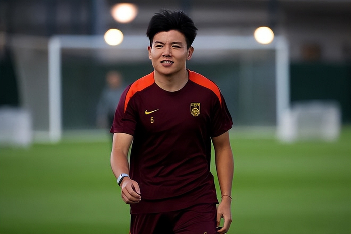 星空体育-狼队官宣徐彬外租英甲队 最快7日晚迎首秀 仍可适时踢U21联赛|巴恩斯利|英格兰|哈维-巴恩斯|博尔顿|国足_新浪体育_新浪新闻